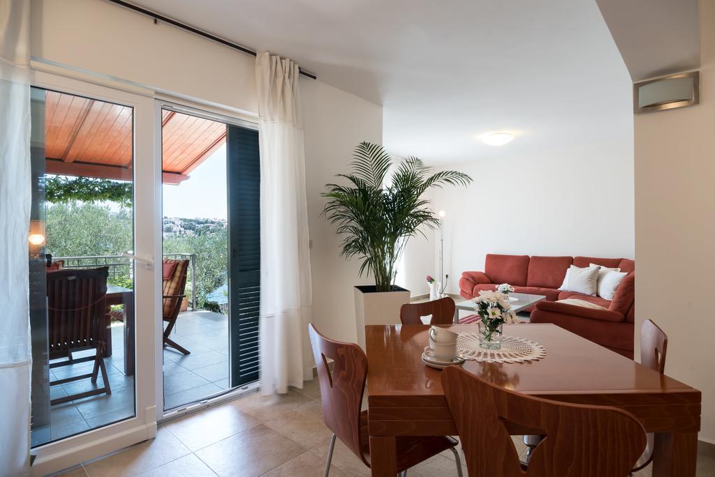 רוגוזניצה Apartman Roza מראה חיצוני תמונה